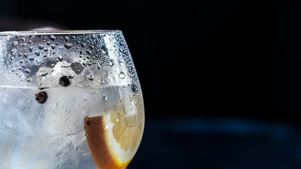gin and tonic